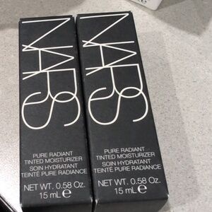 NARS Radiant Tinted Moisturizer Duo